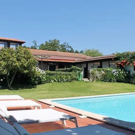 Casa Dos Esteios- Paredes